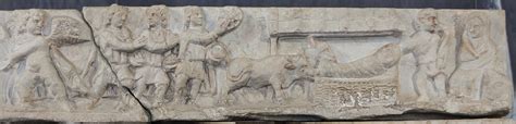 Scena Adorazione dei Magi, Dettaglio del coperchio del Sarcofago di Adelfia, Siracusa