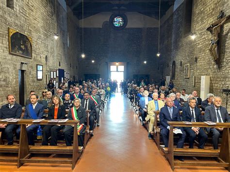 Emblema della Polizia di Stato con San Michele Arcangelo