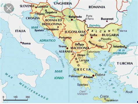 Mappa dell'area balcanica con evidenza di Skopje e dei confini storici