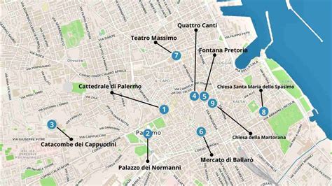 Mappa del centro storico di Casarano con l'indicazione dei luoghi di culto principali e il percorso della processione.