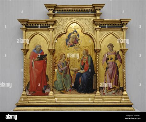 Dettaglio del trittico del Trecento conservato all'interno della chiesa
