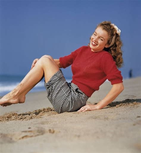 Collage di fotografie d'epoca di Norma Jeane Mortenson e Norma Shearer