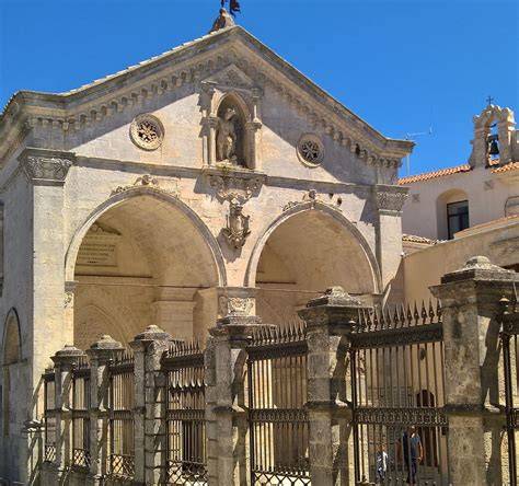 Santuario di San Michele Arcangelo a Monte Sant'Angelo, Foggia