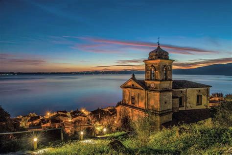 Foto esterna della Chiesa dell'Assunta a Trevignano Romano
