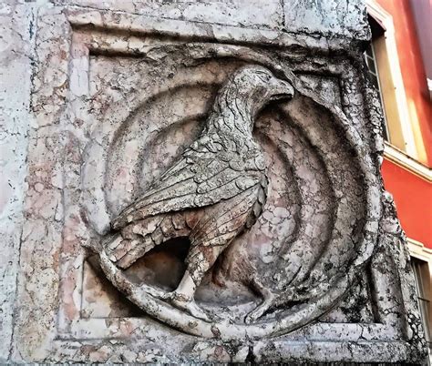 Sculture dello Zooforo del Battistero di Parma