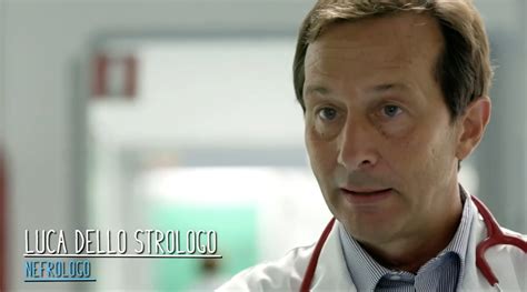 Dottor Luca Dello Strologo durante un convegno o al lavoro in ospedale