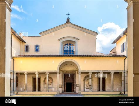 Facciata del complesso di Santa Maria Maddalena de' Pazzi su Borgo Pinti