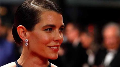Ritratto di Charlotte Casiraghi durante un evento ufficiale nel Principato di Monaco