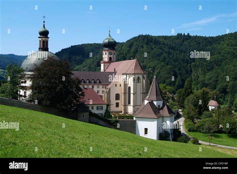 Santuario mariano o abbazia nella Foresta Nera