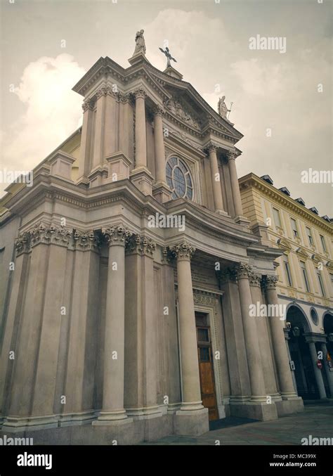Progetto architettonico della Chiesa San Carlo Borromeo o variante facciata con
