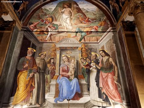 Affresco della Pietà di Cristo nella Cappella Tiranni a Cagli
