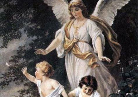 Illustrazione di angeli custodi che vegliano su dei bambini