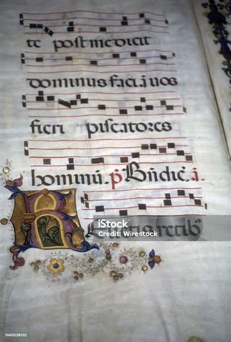 Manoscritto medievale di canto gregoriano