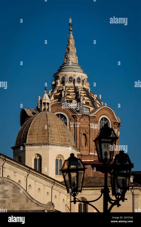 Immagine ad alta risoluzione della Sacra Sindone di Torino