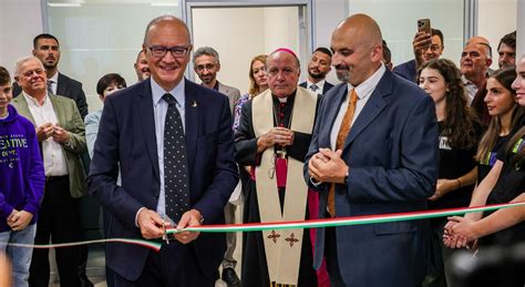 Foto dell'inaugurazione dell'Istituto Tecnico Carlo Acutis con il Ministro Valditara
