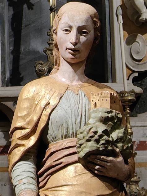 Confronto tra la scultura di Sant'Eufemia di Irsina e il dipinto di Mantegna