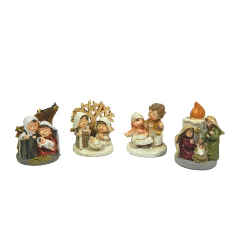 Esempi di mini natività e mini angeli in stile bambino, ideali per lavoretti e bomboniere