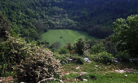 Foto panoramica della Dolina Pozzatina, Gargano