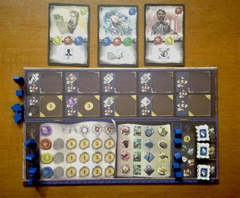 Plancia di gioco del board game Relic con i tre settori concentrici e vari spazi