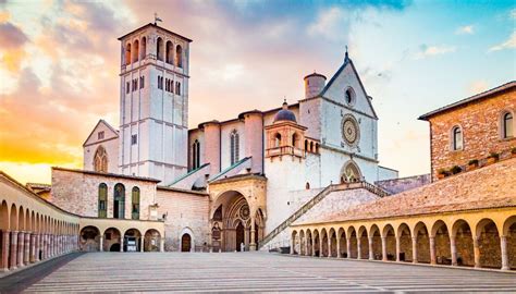 Schema architettonico della chiesa di San Francesco d'Assisi a Forio