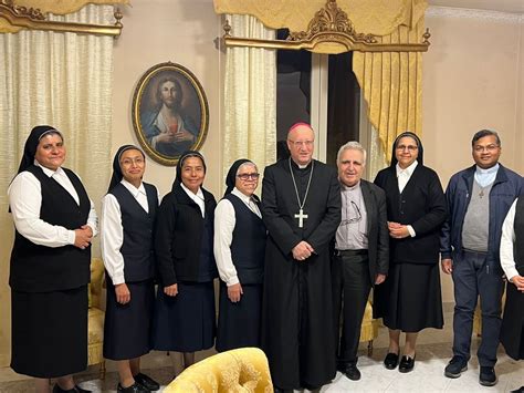 Foto d'archivio delle prime suore delle Figlie di Maria Immacolata