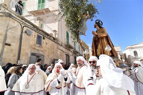 Foto della processione dei Misteri a Martina Franca durante il Venerdì Santo