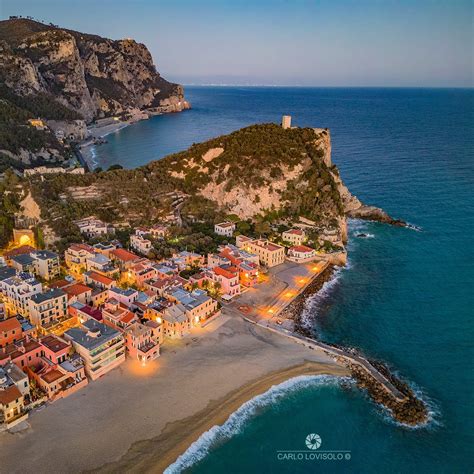 Ricostruzione grafica del castello bizantino di Varigotti e del porto antico