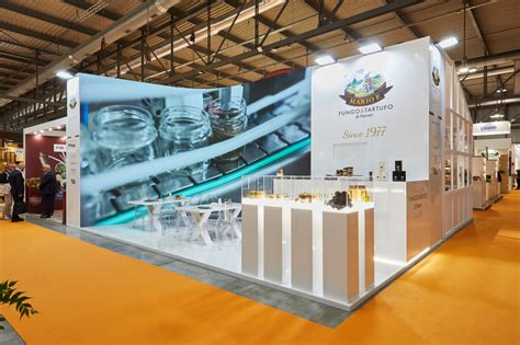 Illustrazione o foto di stand gastronomici tradizionali alla Fiera De.Co. di Alassio