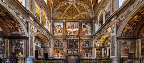 Interno affrescato della Chiesa di San Maurizio al Monastero Maggiore