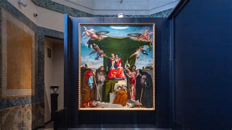 Dettaglio della pala di San Pietro di Bernardino Gatti con angeli musicanti