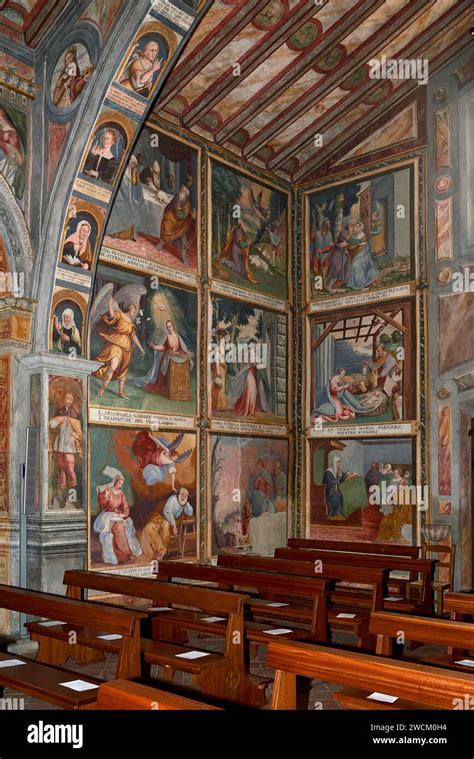 Affreschi del XVI-XVII secolo sulle pareti del presbiterio