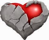 illustrazione di un cuore di pietra che si trasforma in cuore di carne