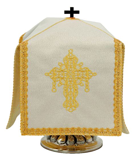 Illustrazione di diverse cappette copri pisside con vari ricami