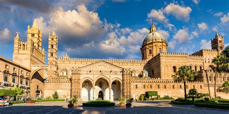 Foto della Cattedrale di Palermo, simbolo della Chiesa diocesana
