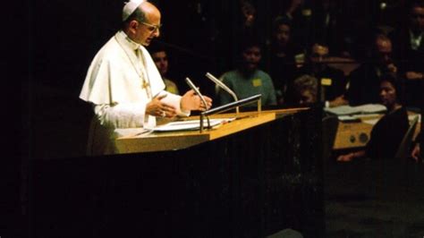 Papa Paolo VI durante un discorso o visita