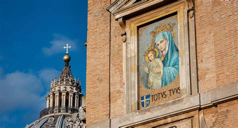 schema teologico del legame tra Eucaristia, unità della Chiesa e ministero petrino