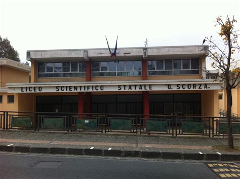 Edificio del Liceo Scientifico San Pietro a Scafati