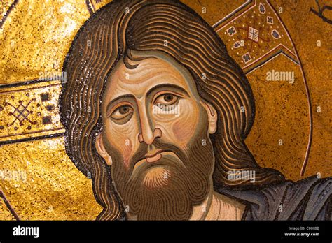 Icona bizantina o mosaico absidale con Cristo in maestà