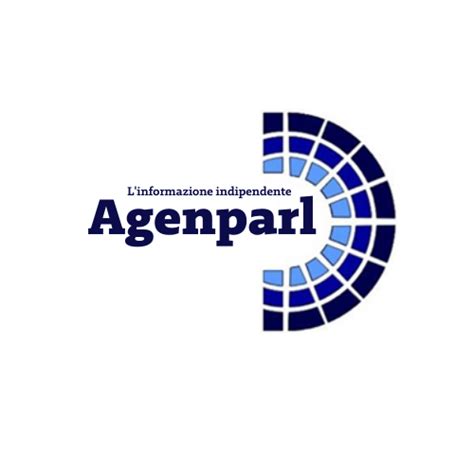 Infografica con la timeline di Agenparl (fondazione, cambio nome, Luigi Camilloni)