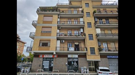 Facciata dell'agenzia Tecnorete Studio Immobiliare Espero srl in Via Nomentana Nuova 103 a Roma