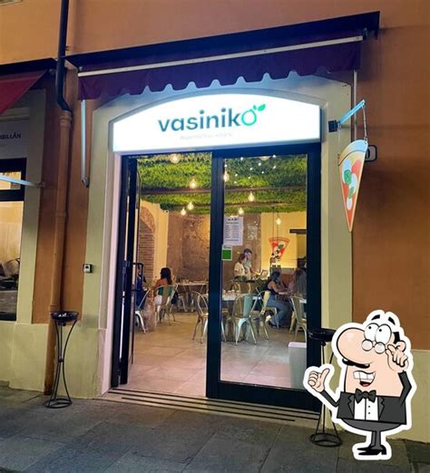 foto dell'ingresso di Vasinikò Pizzeria a Modena