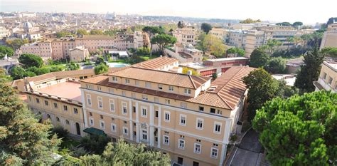 Edificio storico della Pontificia Università Urbaniana a Roma