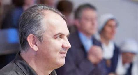 Ritratto del veggente Ivan Dragicevic durante una testimonianza