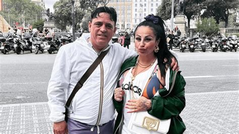 dipinto di Santa Rita con marito e figli