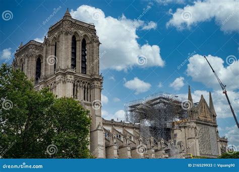 Ricostruzione e restauro della Cattedrale di Notre-Dame di Parigi