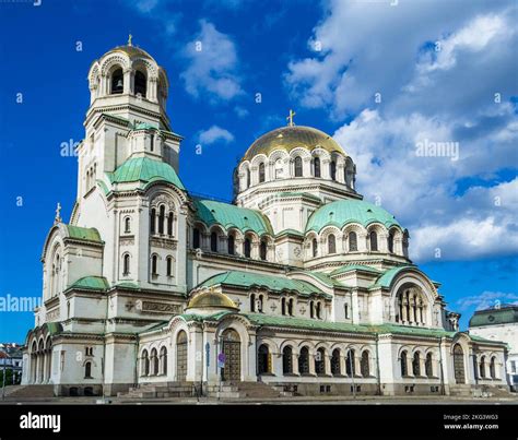 veduta generale della Cattedrale di Aleksandăr Nevski a Sofia, architettura neo-bizantina