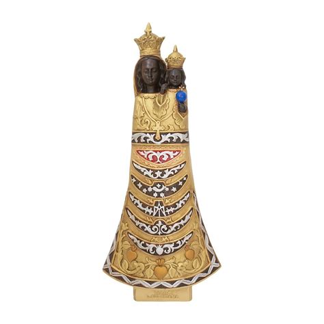 Statua della Madonna di Valverde con abiti e gioielli votivi