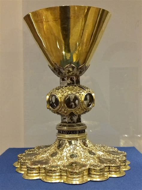 Dettaglio di un ostensorio o calice dal Tesoro della Basilica di Gandino