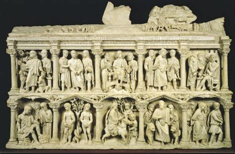 Fronte di sarcofago paleocristiano con Cristo Buon Pastore