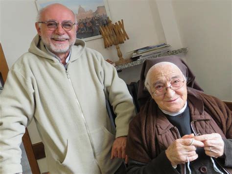 Ritratto fotografico di Suor Lucia da anziana